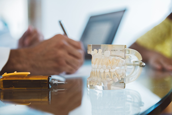 Confira 6 dicas essenciais de contabilidade para dentistas - Capa